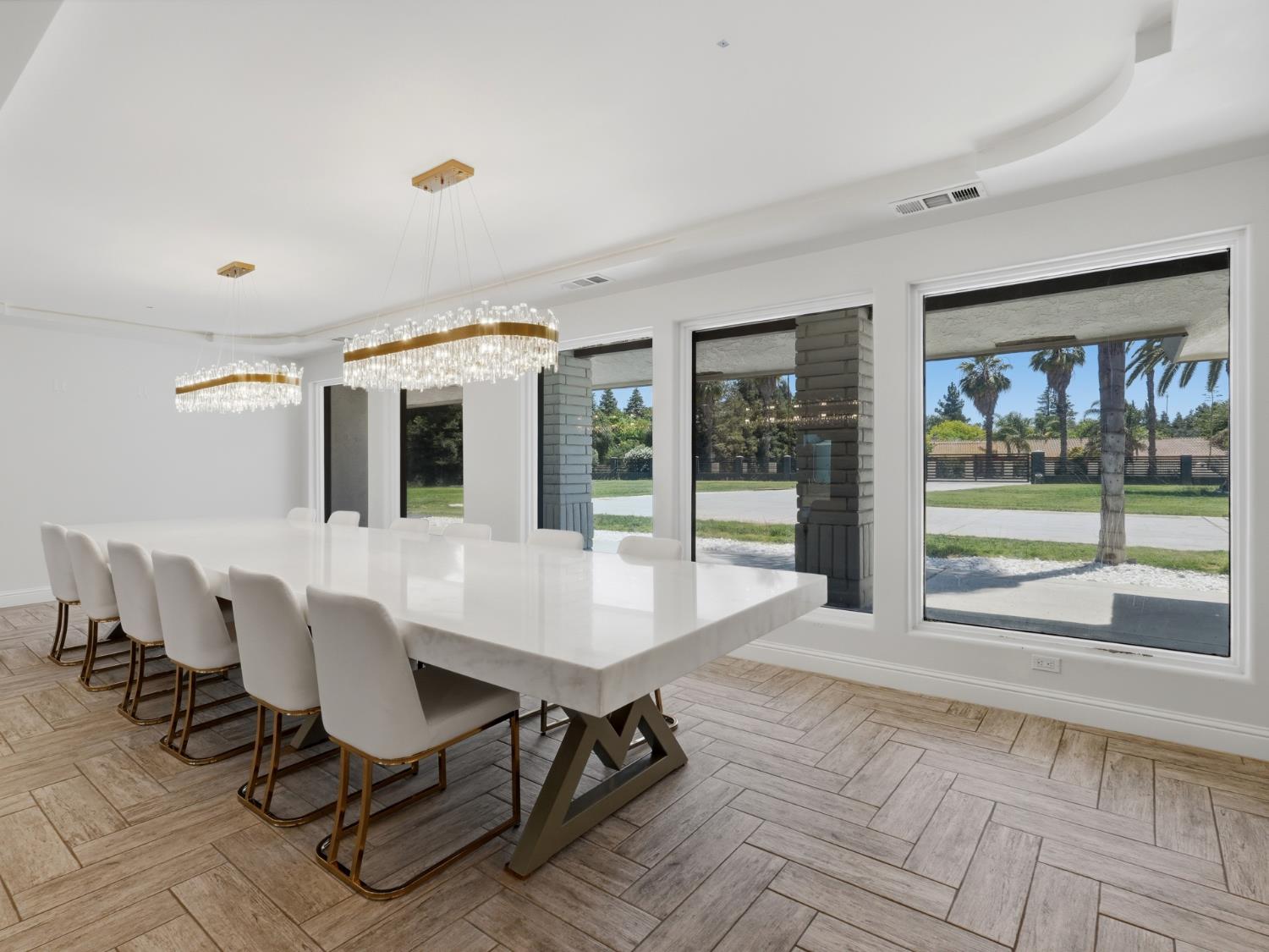 7280 W Menlo Ave, Fresno, CA 93723
