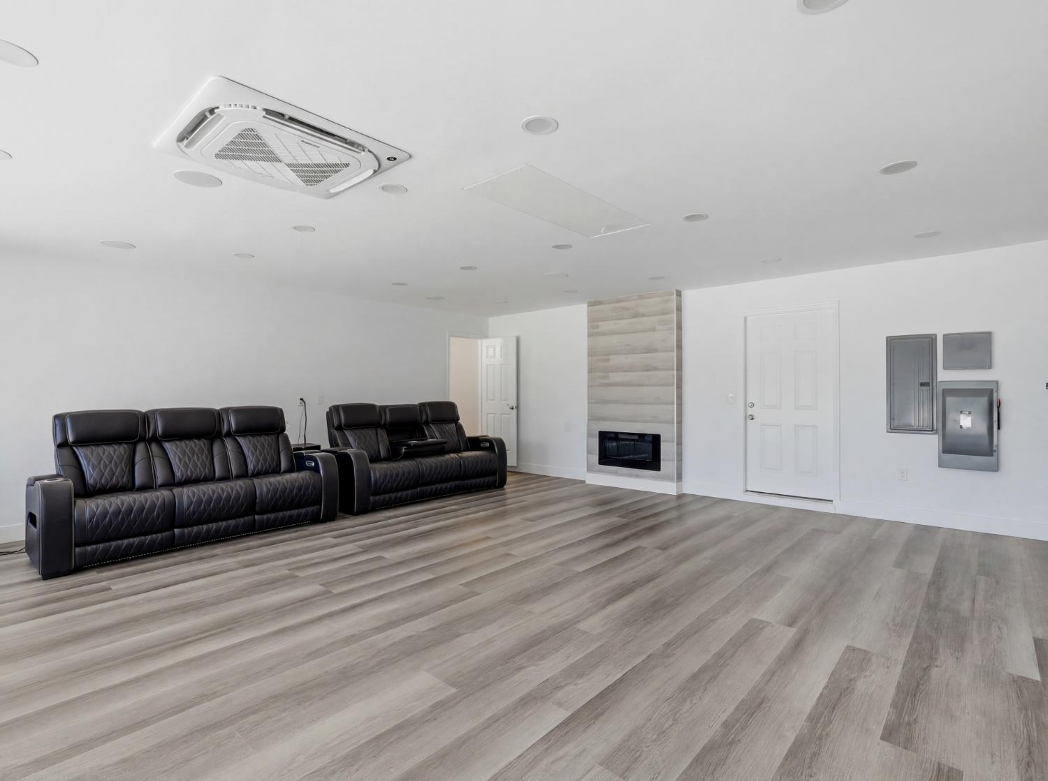 7280 W Menlo Ave, Fresno, CA 93723