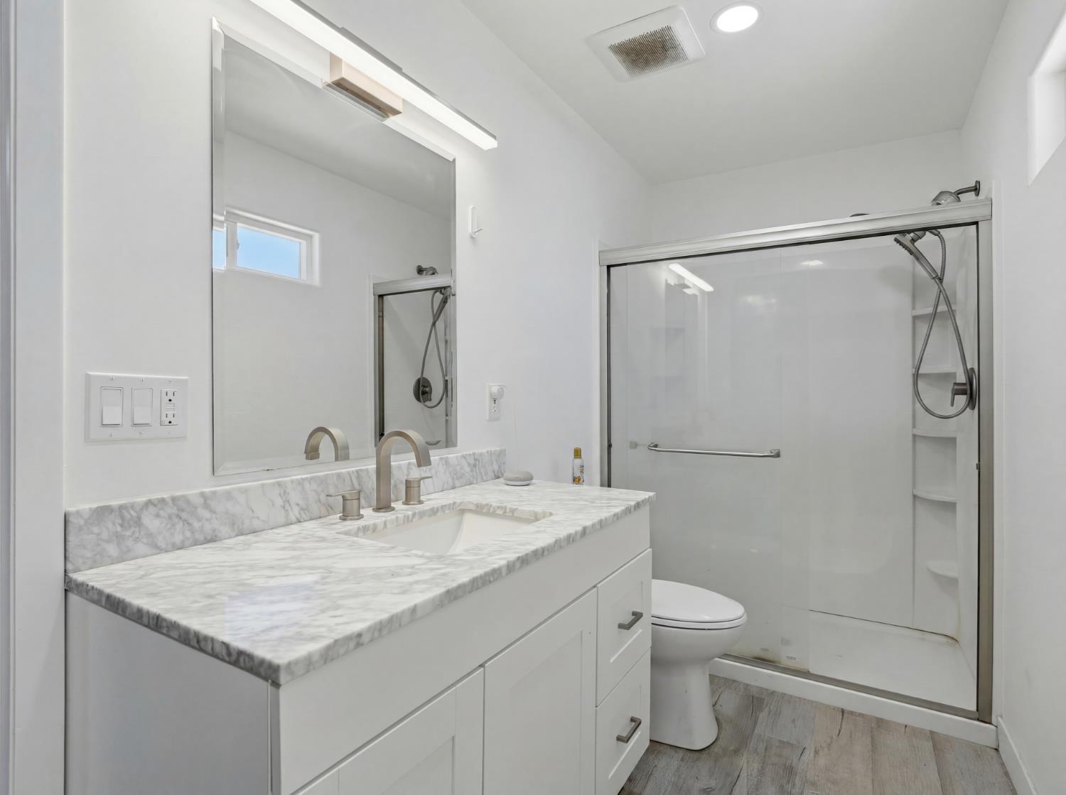 7280 W Menlo Ave, Fresno, CA 93723