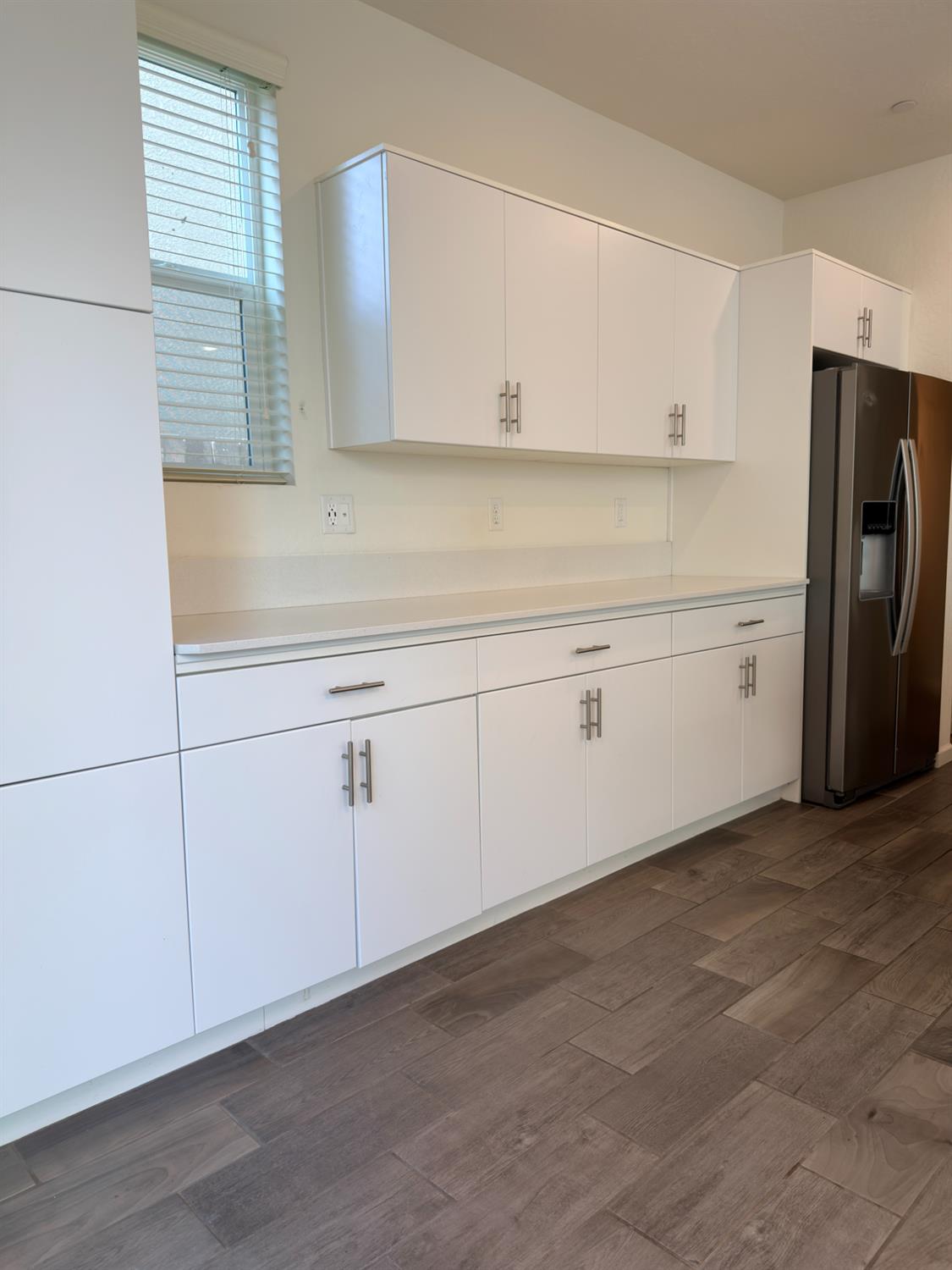 2008 N Walling Ln, Clovis, CA 93619