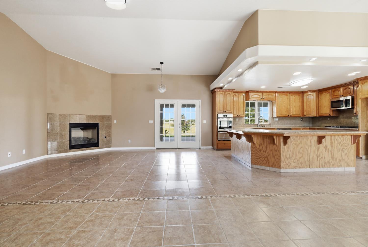 21791 Road 29, Madera, CA 93638