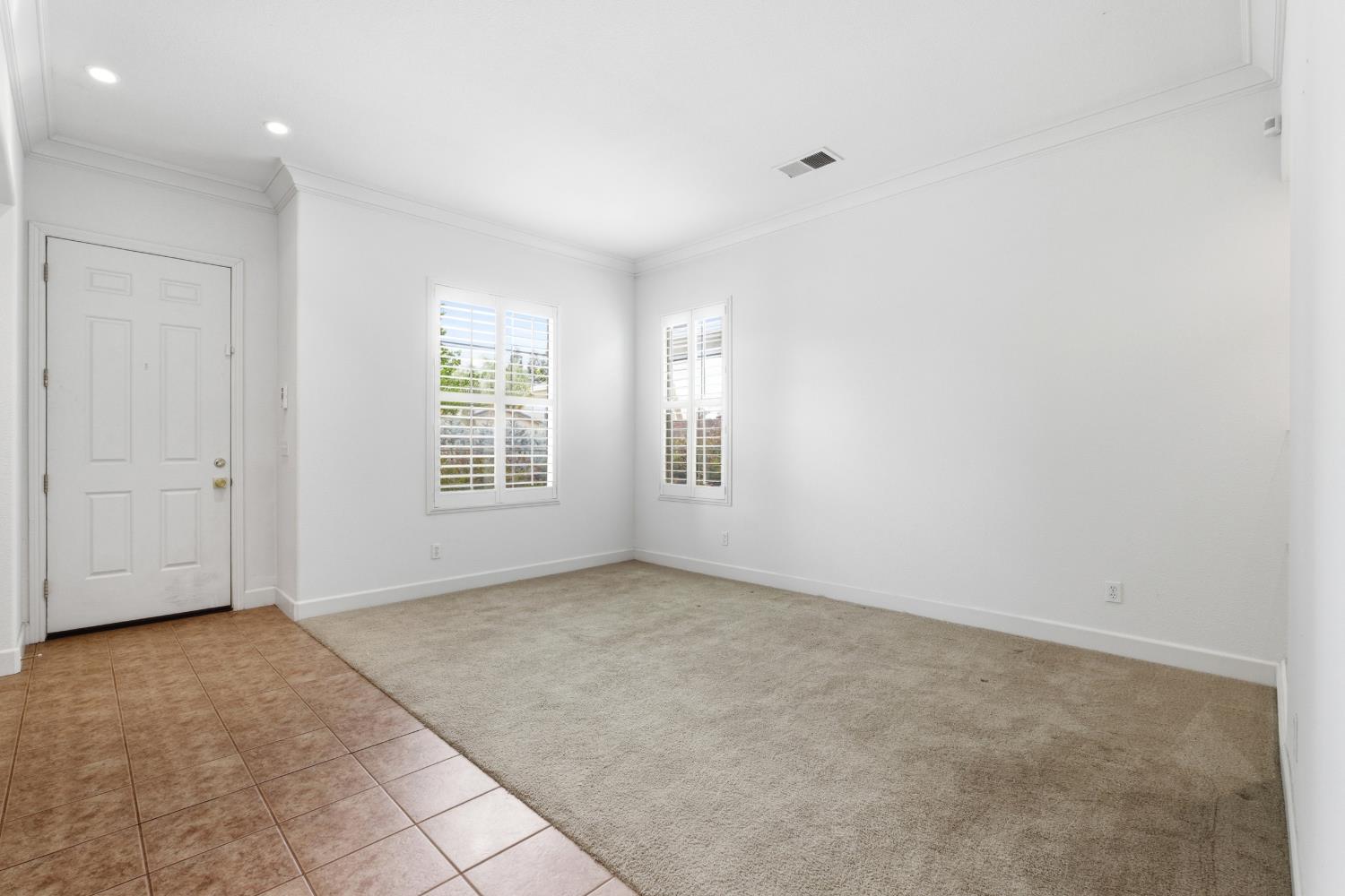 3063 Everglade Ave, Clovis, CA 93619