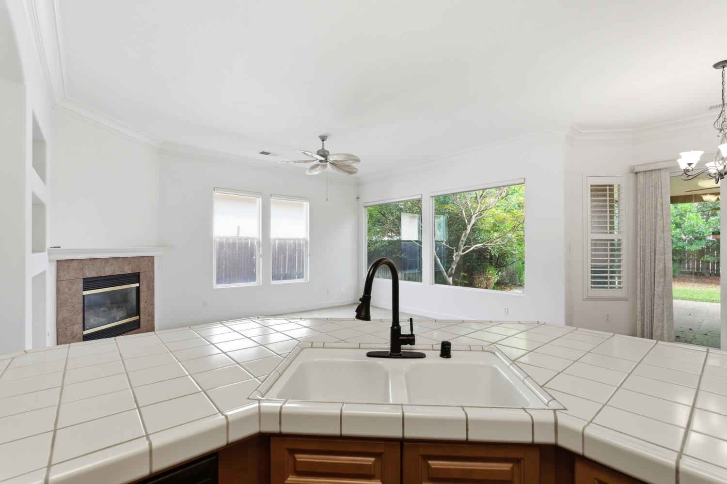 3063 Everglade Ave, Clovis, CA 93619