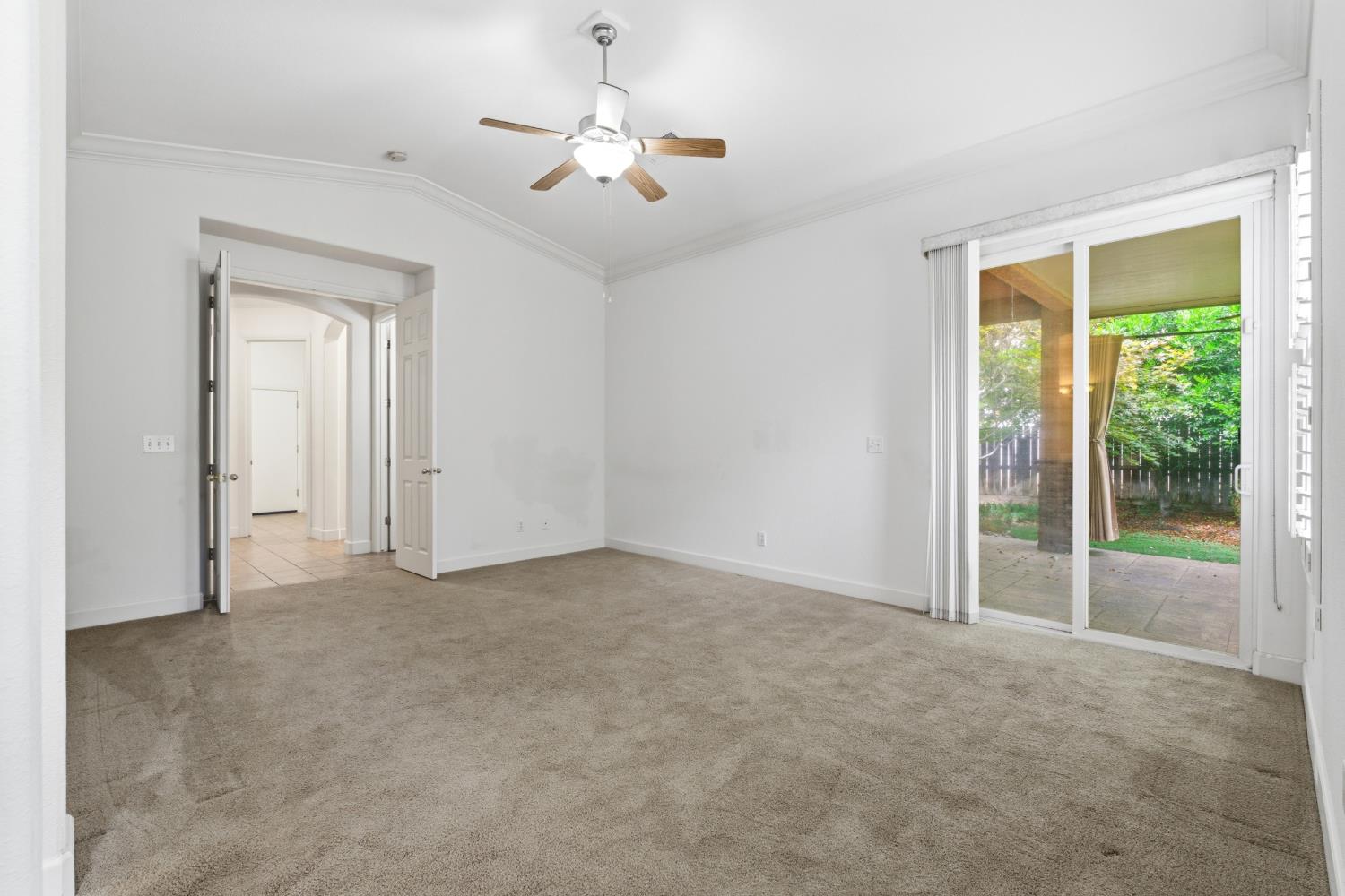 3063 Everglade Ave, Clovis, CA 93619