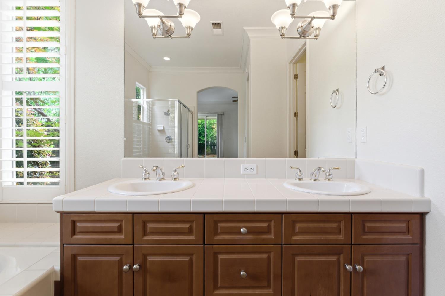 3063 Everglade Ave, Clovis, CA 93619
