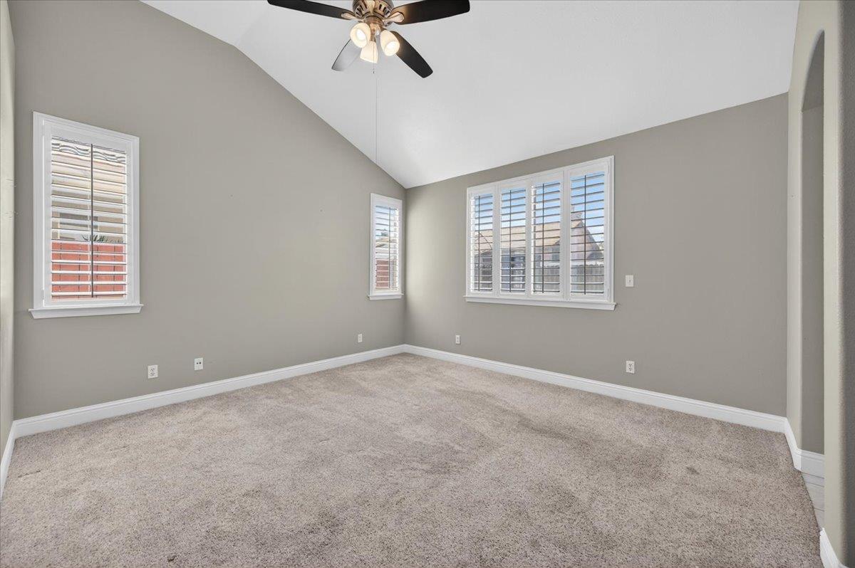 6235 W Chennault Ave, Fresno, CA 93722