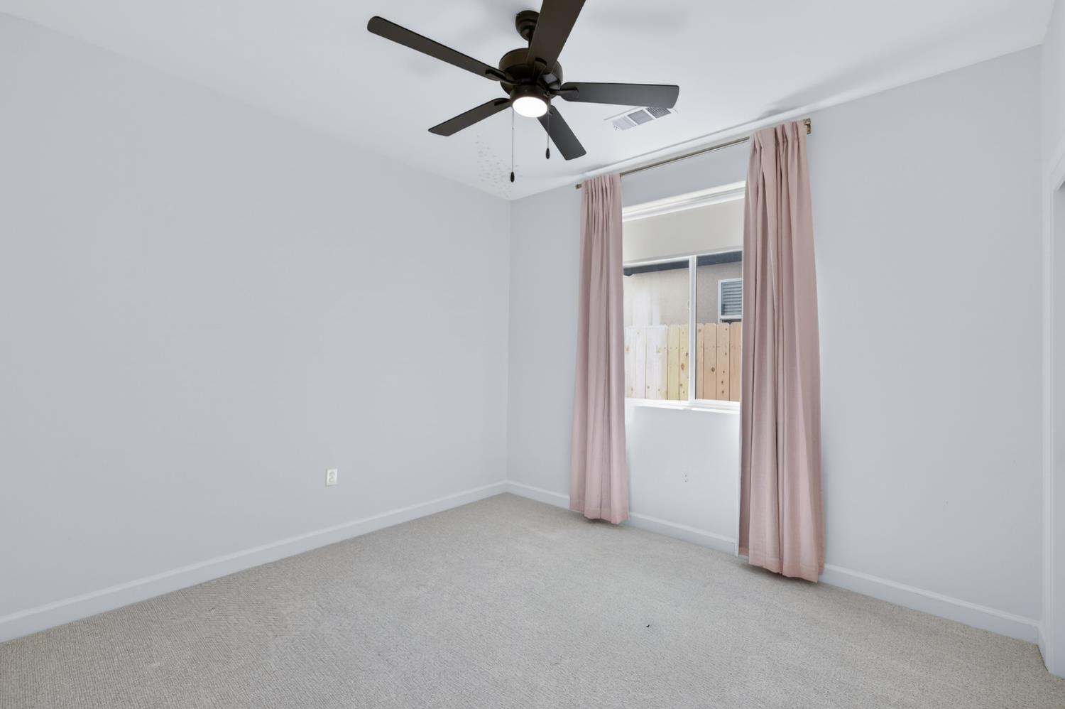 5105 W Delaware Ave, Visalia, CA 93291