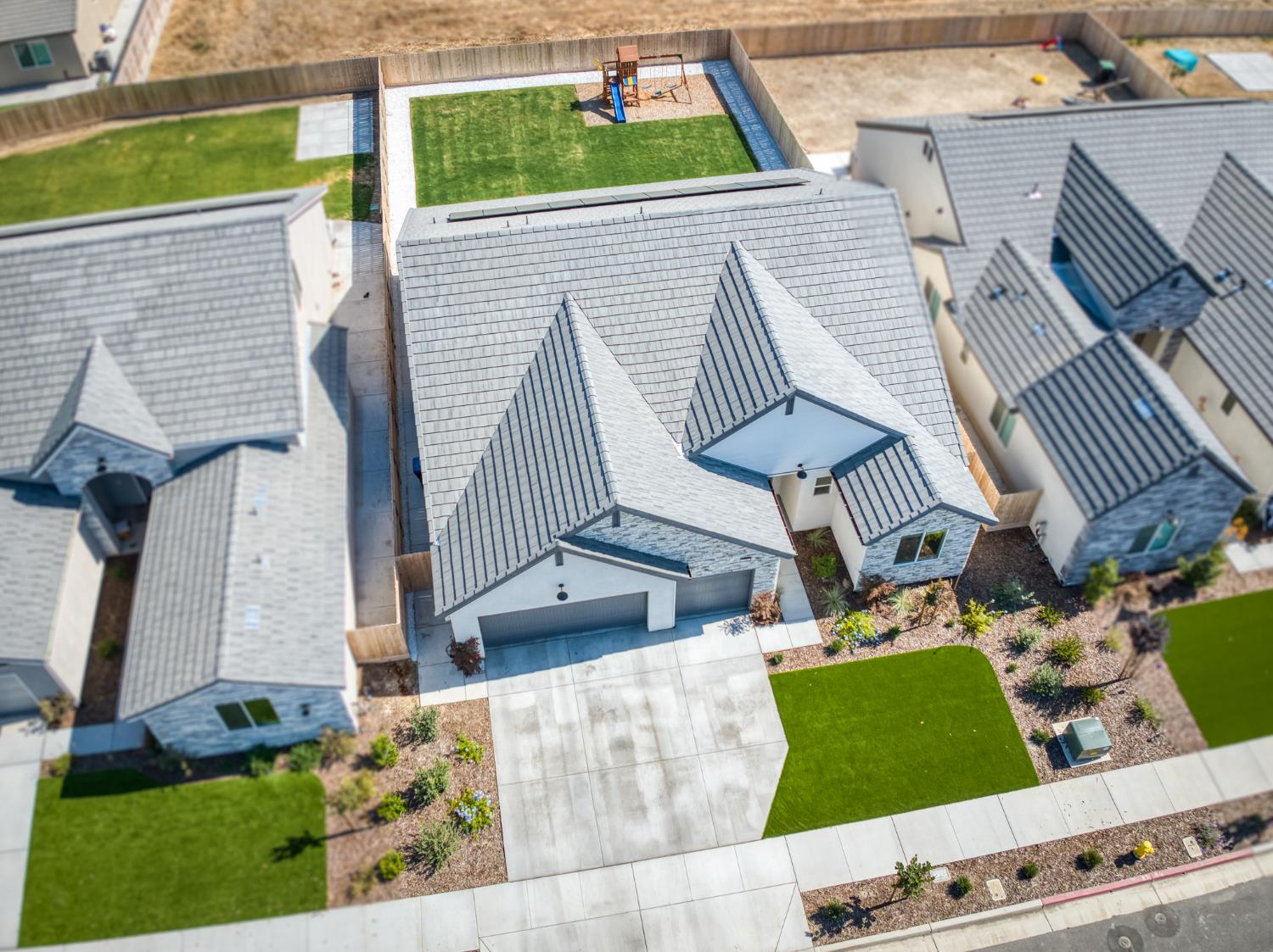5105 W Delaware Ave, Visalia, CA 93291