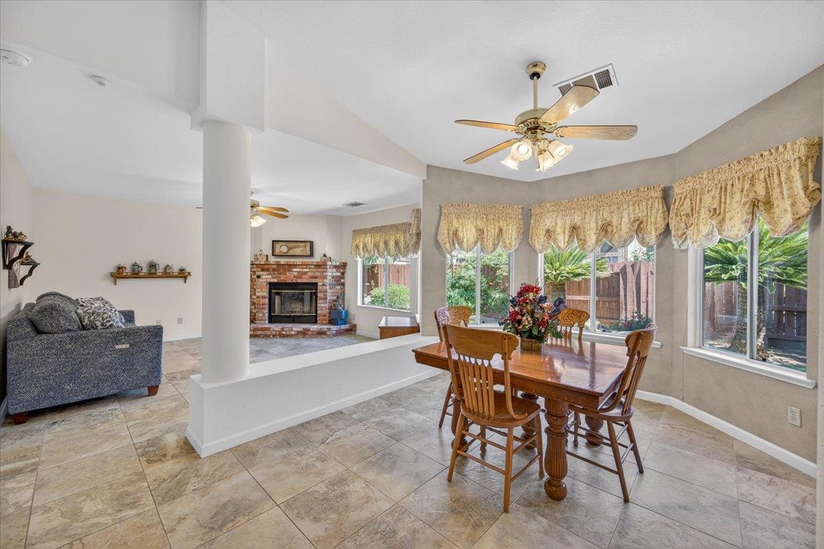 1275 Chennault Ave, Clovis, CA 93611