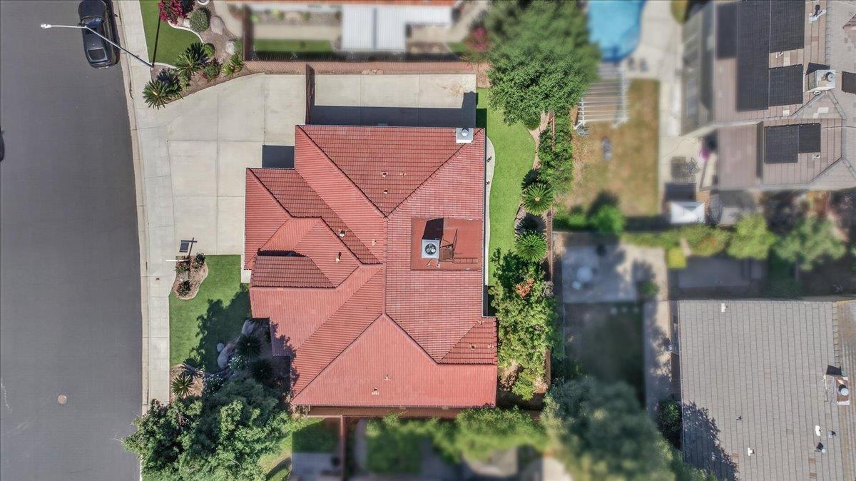 1275 Chennault Ave, Clovis, CA 93611