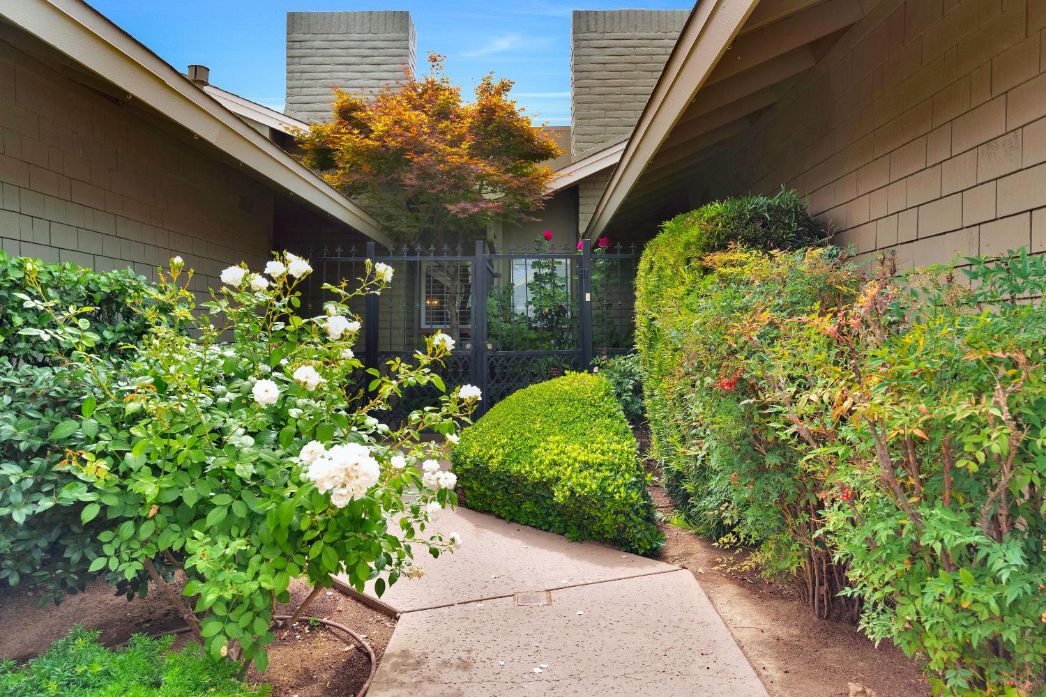 325 W Bullard Ave #103, Fresno, CA 93704