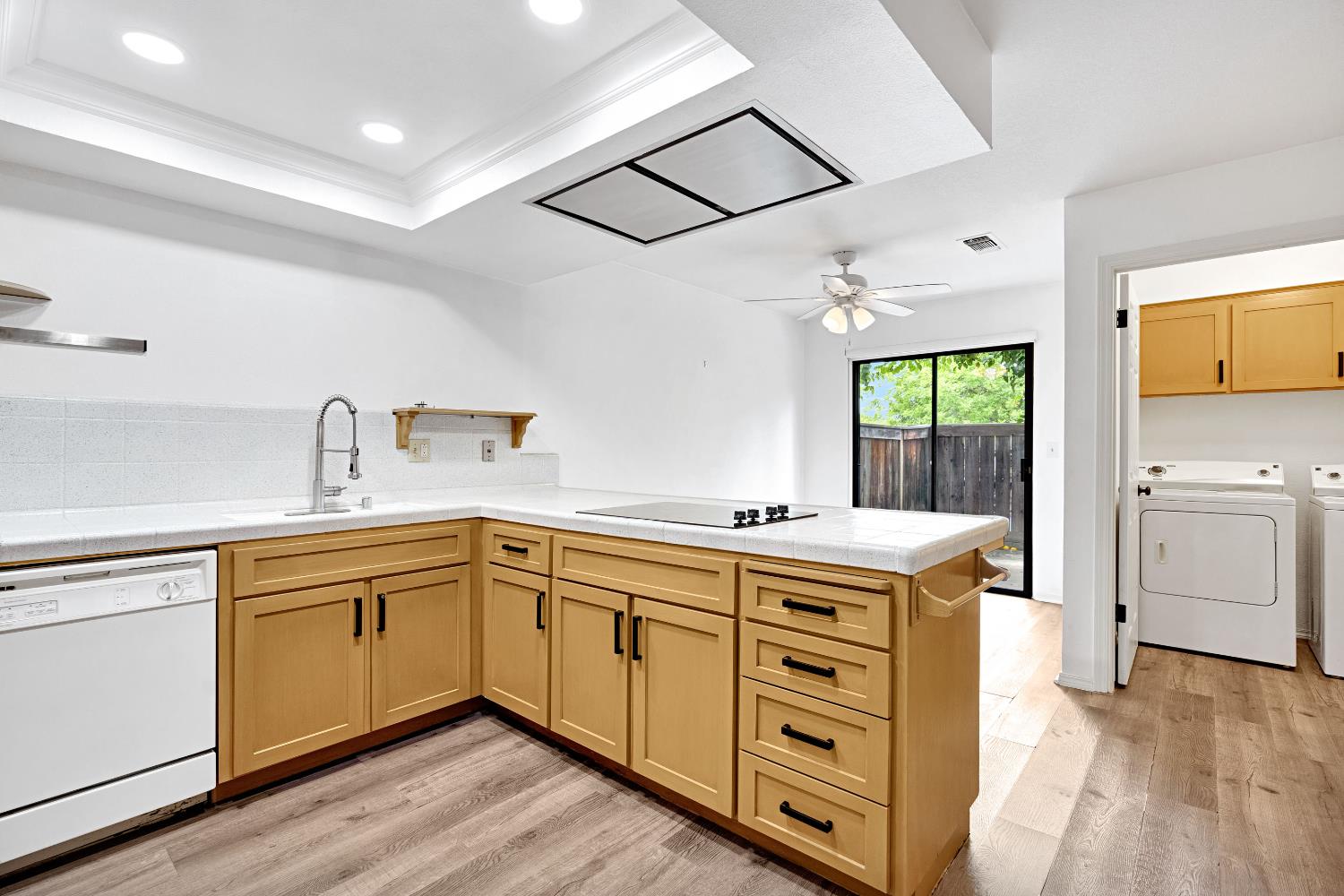 325 W Bullard Ave #103, Fresno, CA 93704