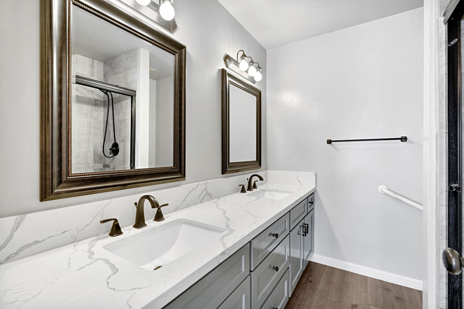 325 W Bullard Ave #103, Fresno, CA 93704