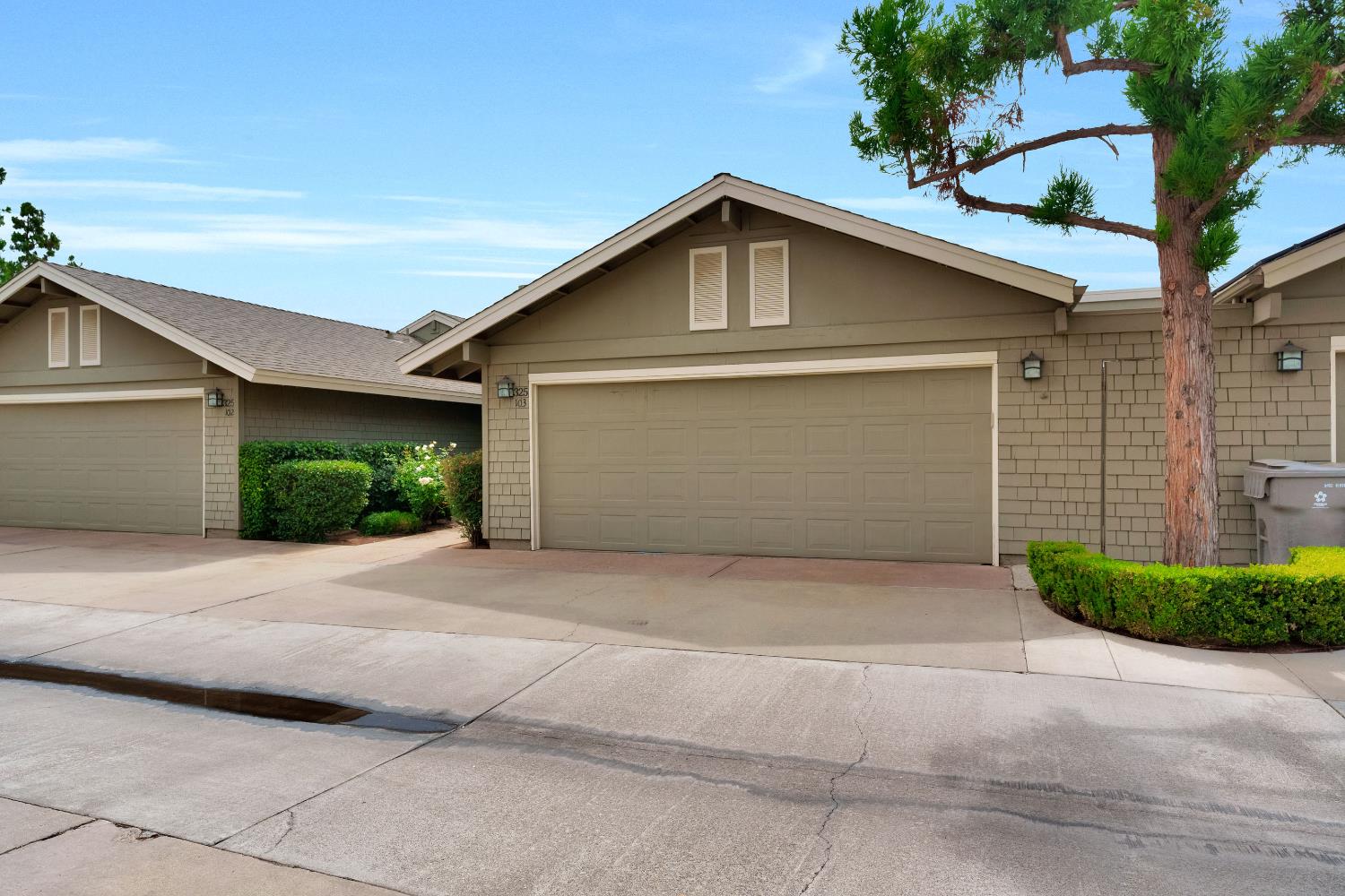 325 W Bullard Ave #103, Fresno, CA 93704
