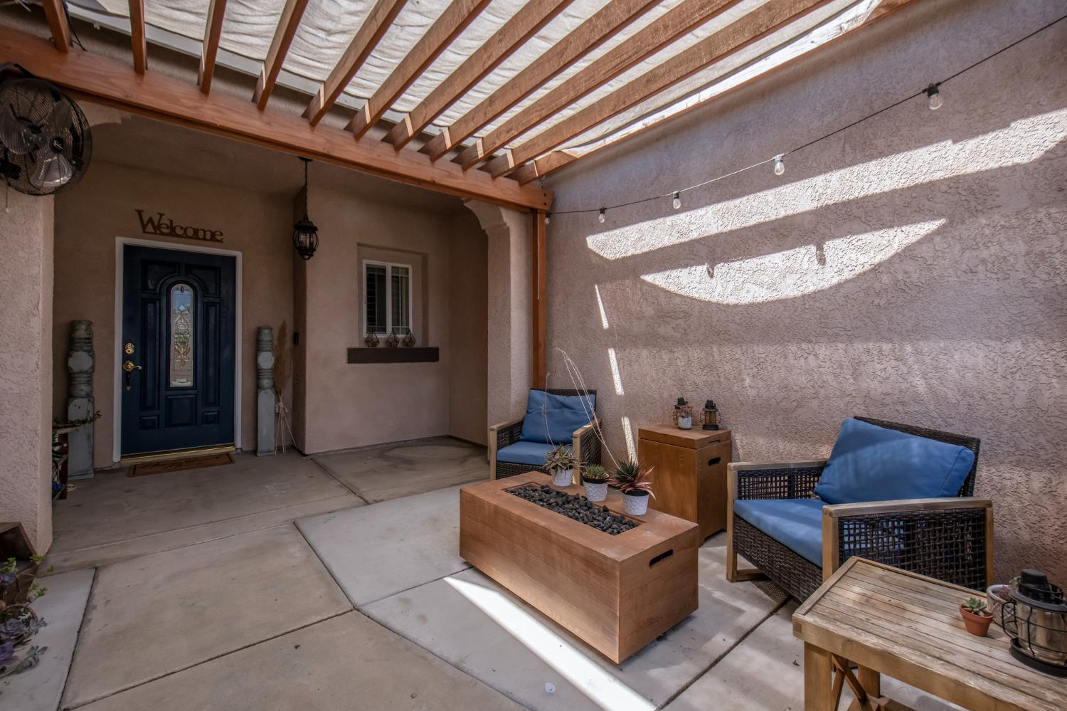 2783 14Th St, Sanger, CA 93657