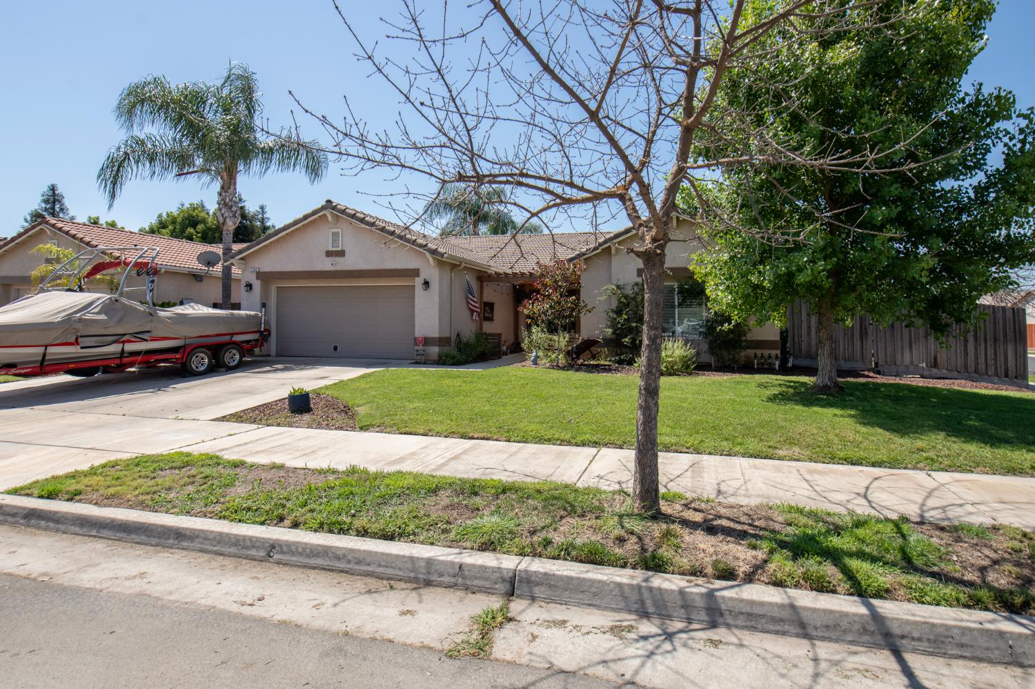 2783 14Th St, Sanger, CA 93657