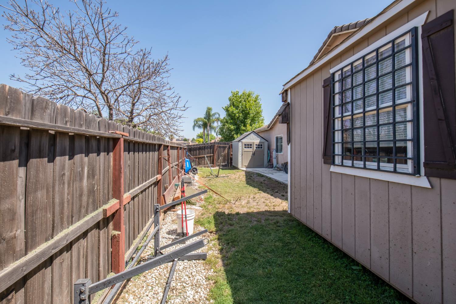 2783 14Th St, Sanger, CA 93657