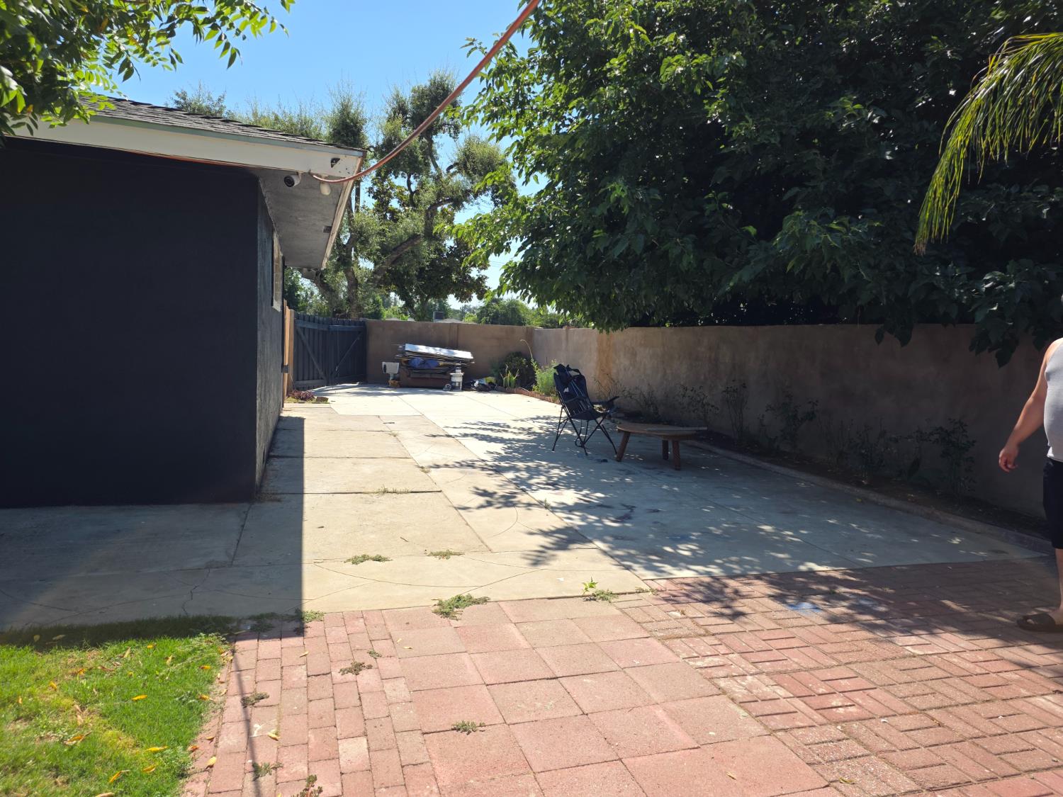 4857 N West Ave, Fresno, CA 93705