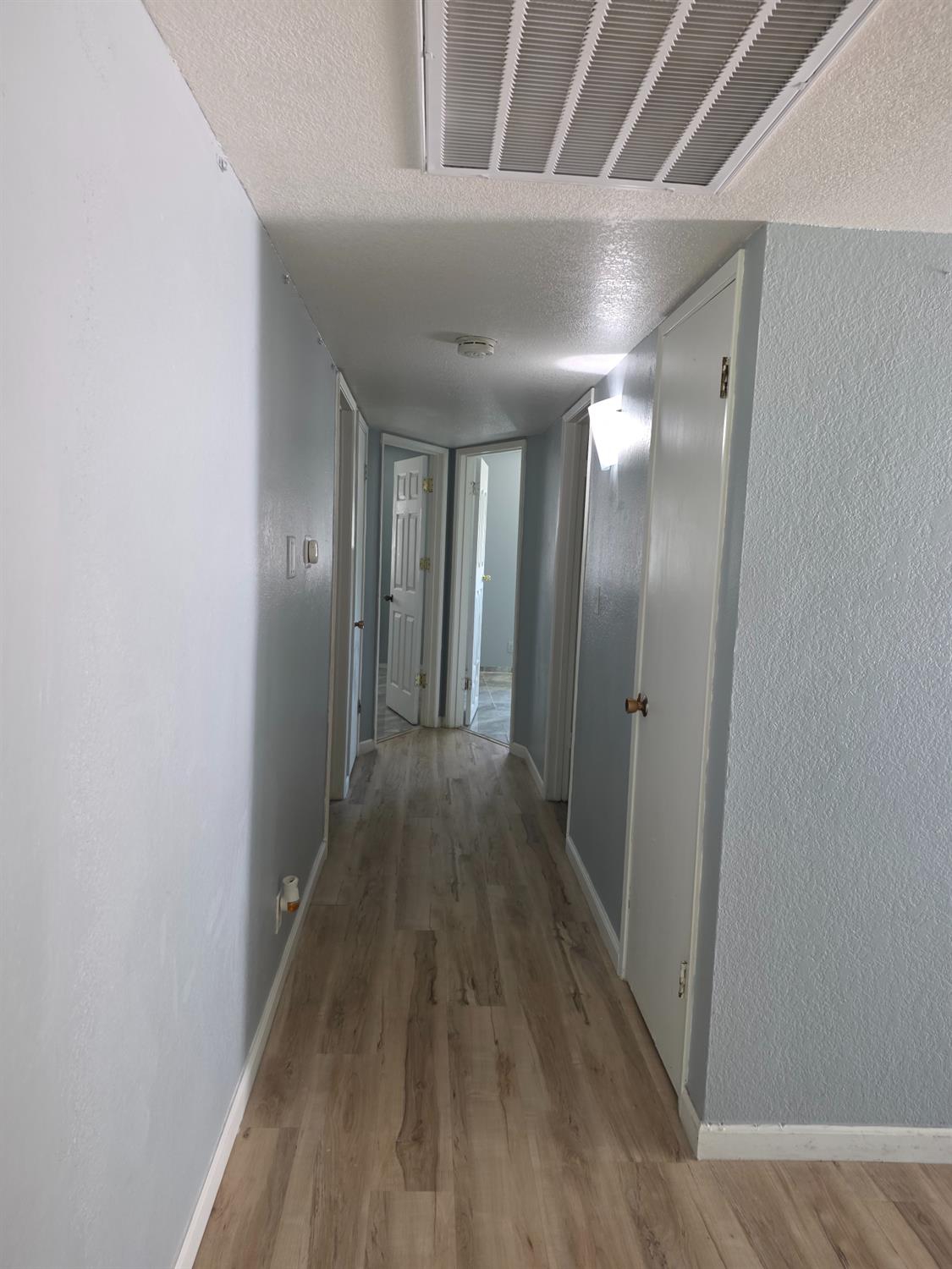 4857 N West Ave, Fresno, CA 93705