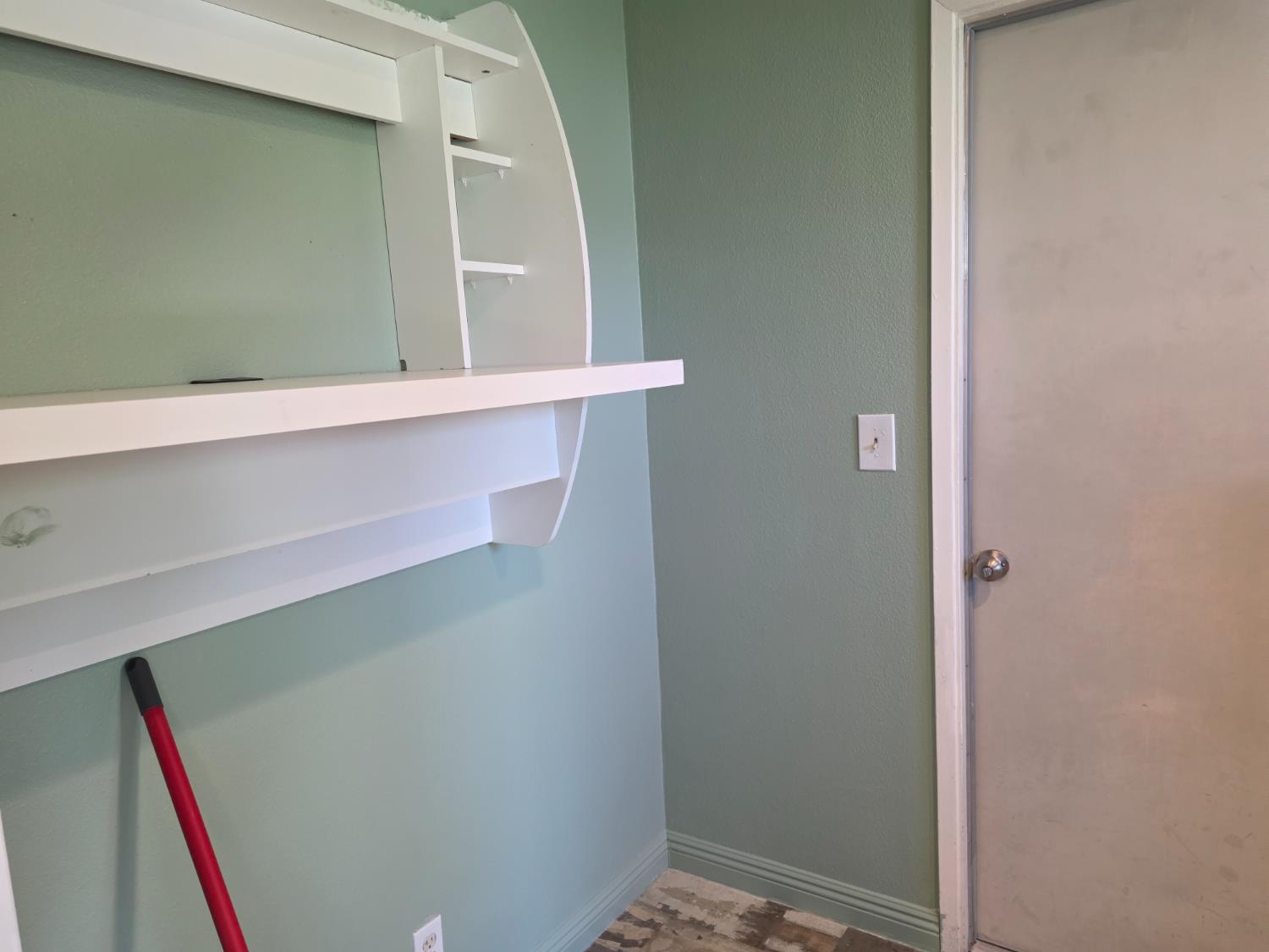 4857 N West Ave, Fresno, CA 93705