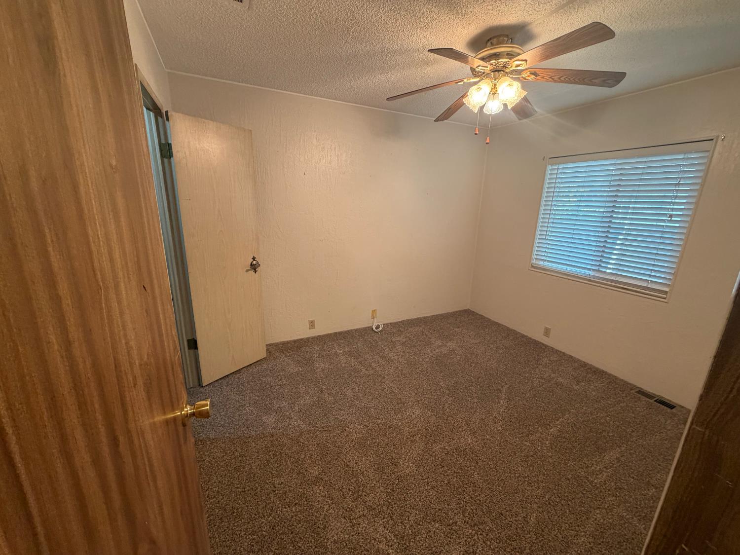 2706 W Ashlan Ave #306, Fresno, CA 93705