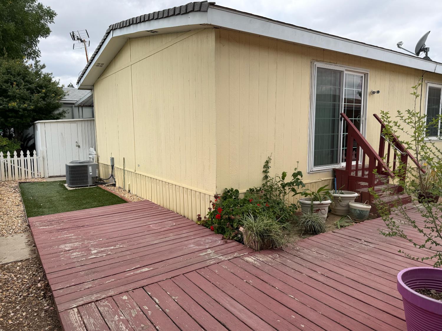 2706 W Ashlan Ave #306, Fresno, CA 93705
