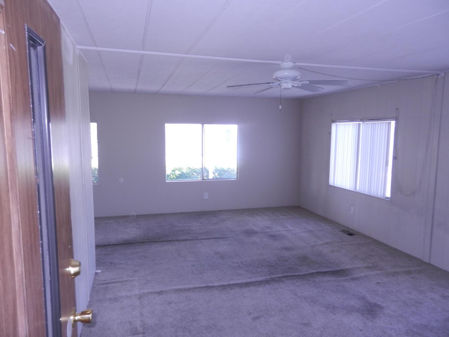 3550 Duke Ave #24, Fresno, CA 93727