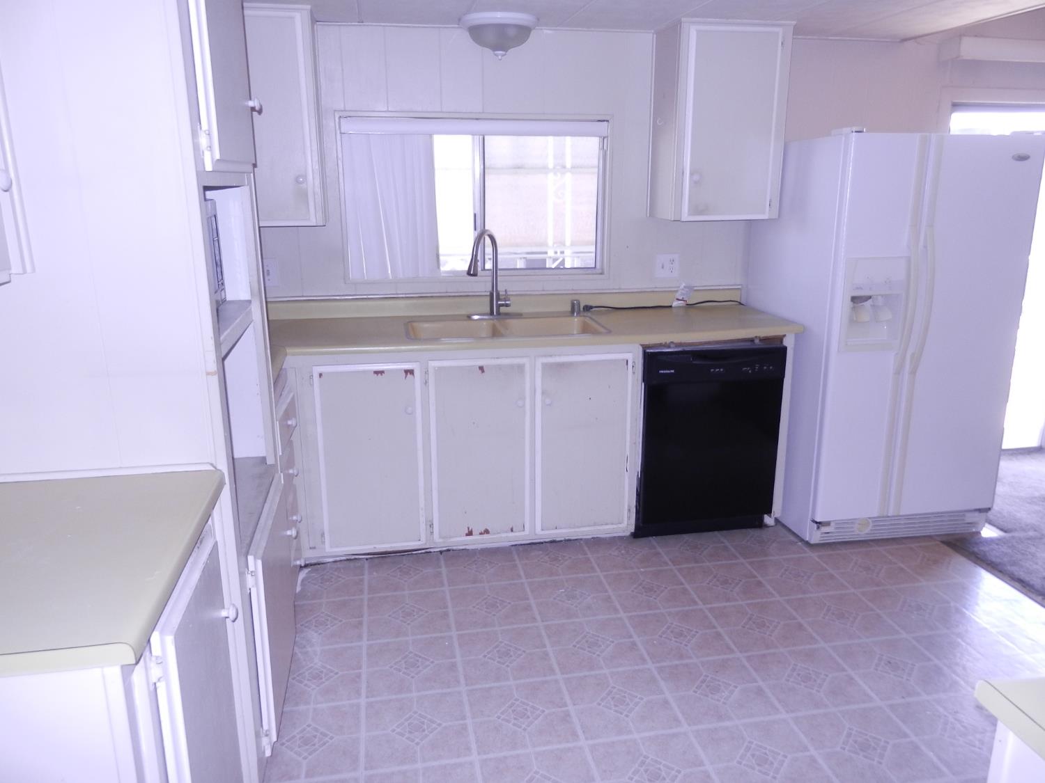 3550 Duke Ave #24, Fresno, CA 93727