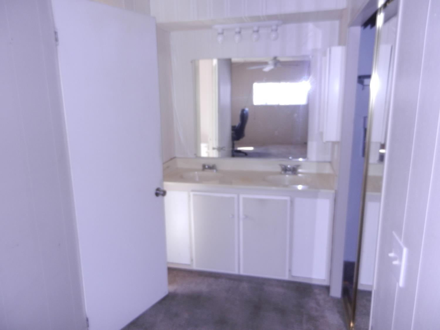3550 Duke Ave #24, Fresno, CA 93727