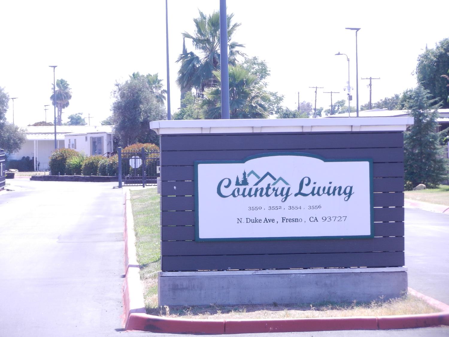 3550 Duke Ave #24, Fresno, CA 93727