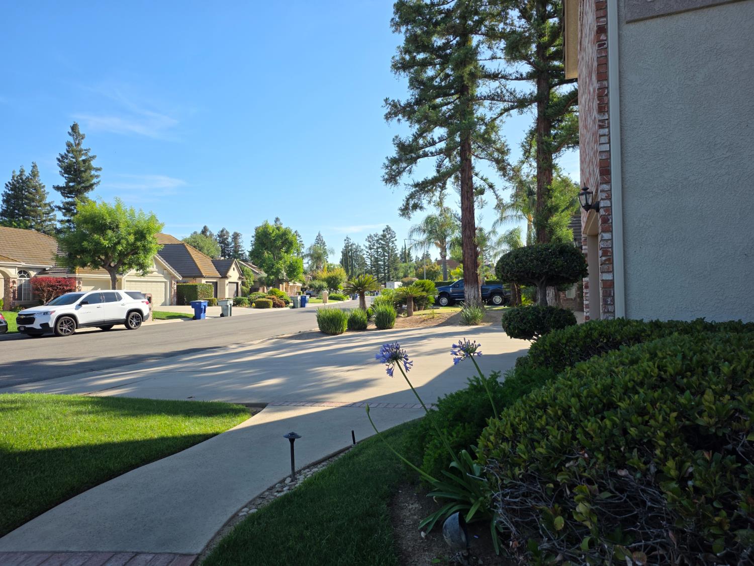 4950 W Minarets Ave, Fresno, CA 93722