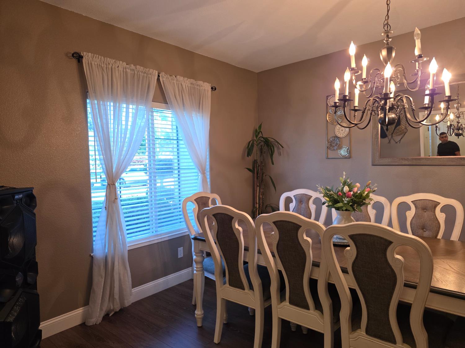 4950 W Minarets Ave, Fresno, CA 93722