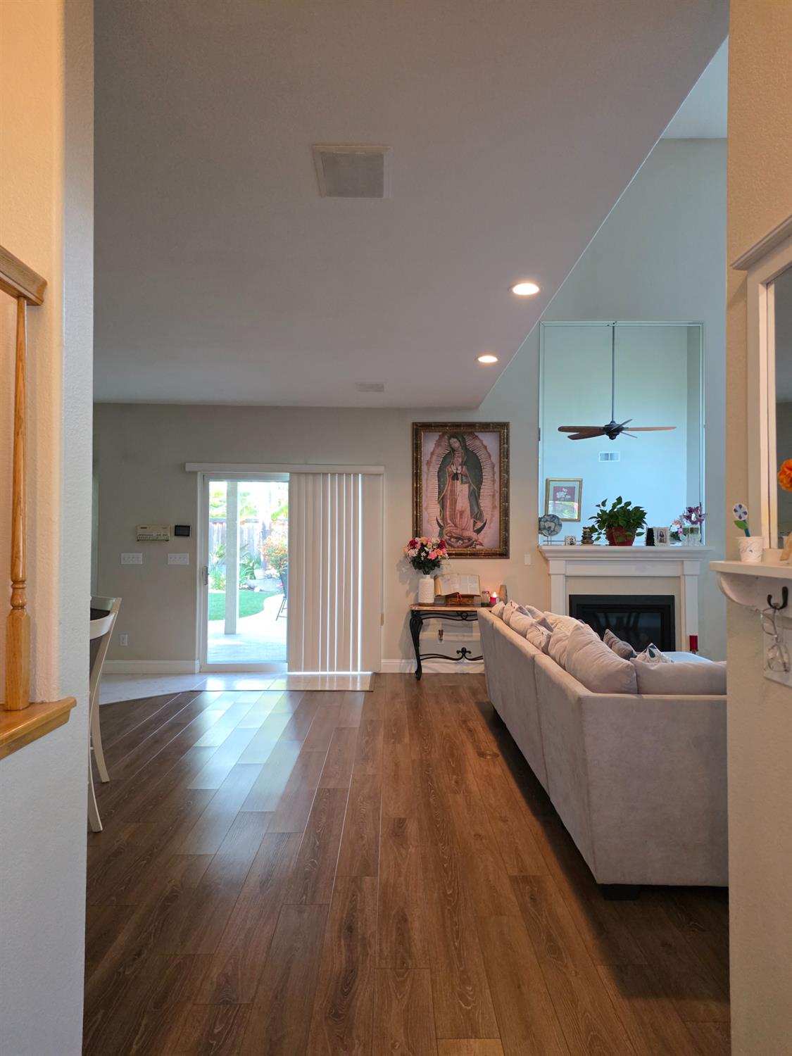 4950 W Minarets Ave, Fresno, CA 93722