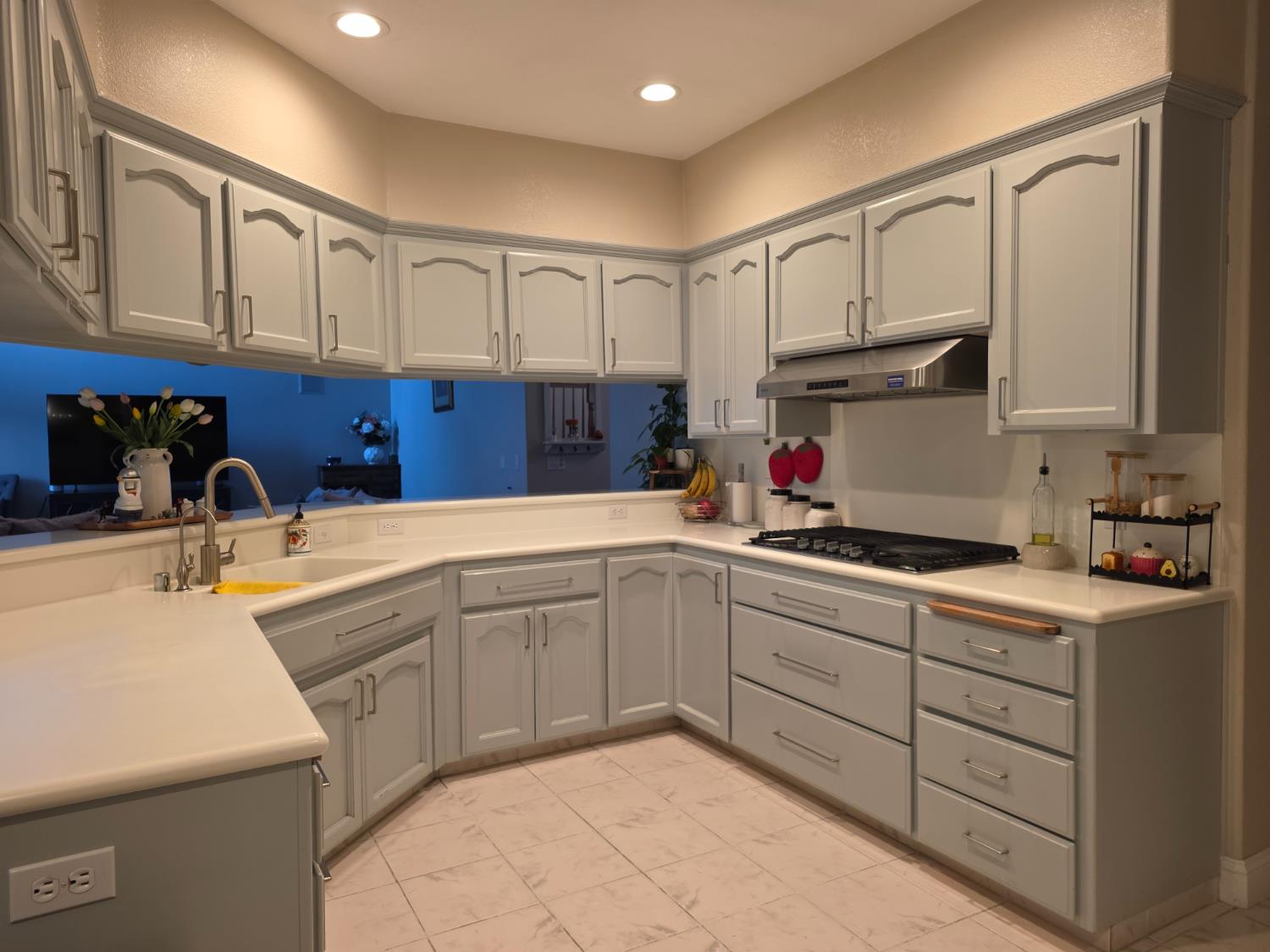 4950 W Minarets Ave, Fresno, CA 93722