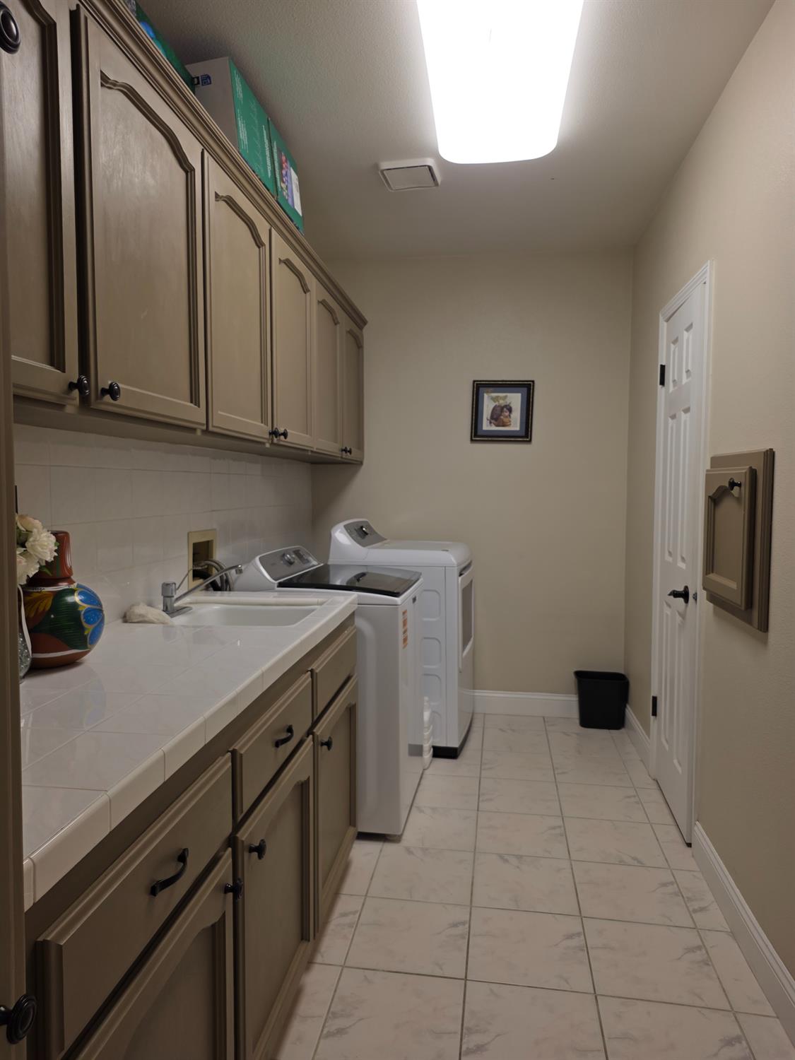 4950 W Minarets Ave, Fresno, CA 93722