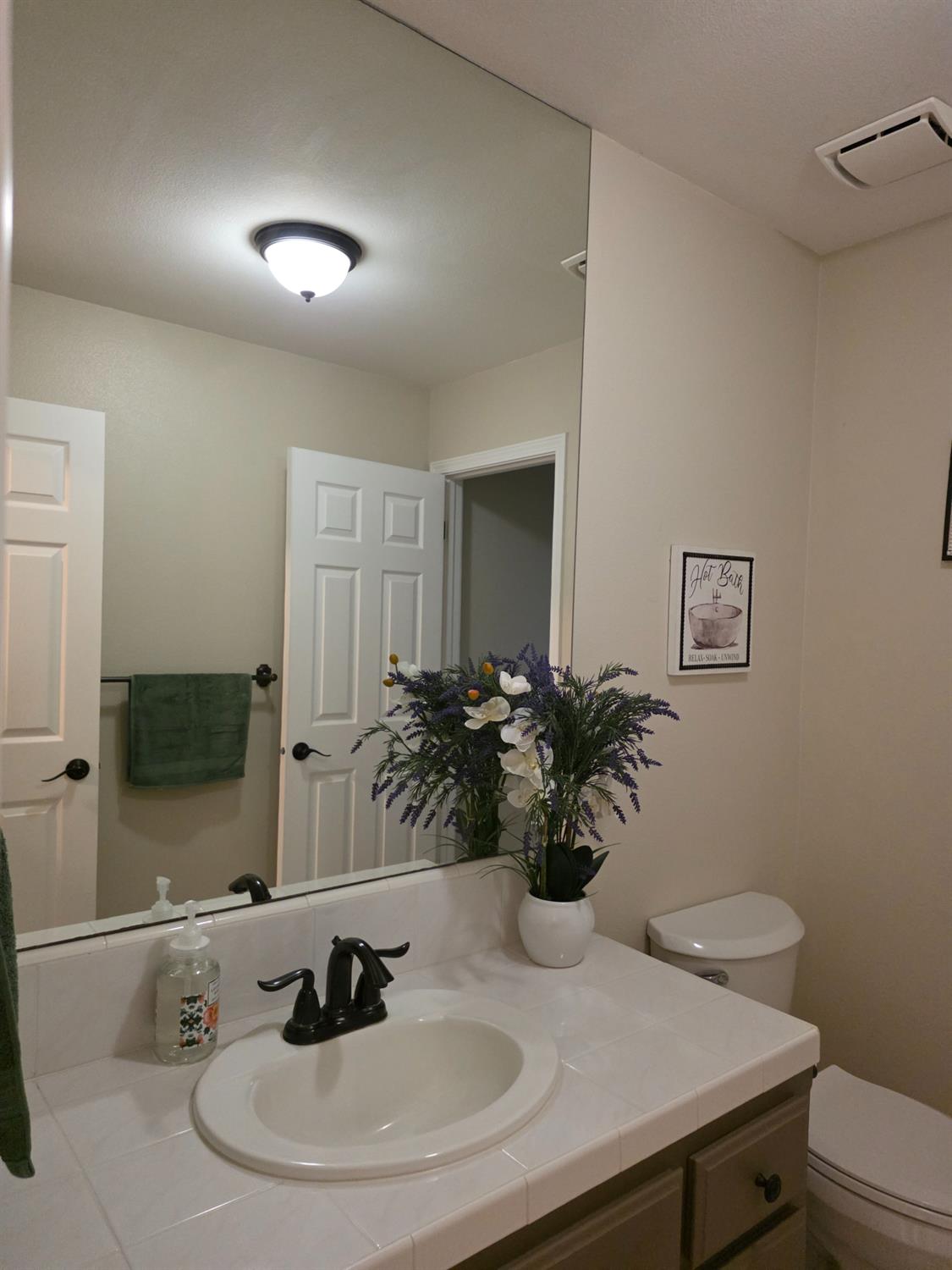 4950 W Minarets Ave, Fresno, CA 93722