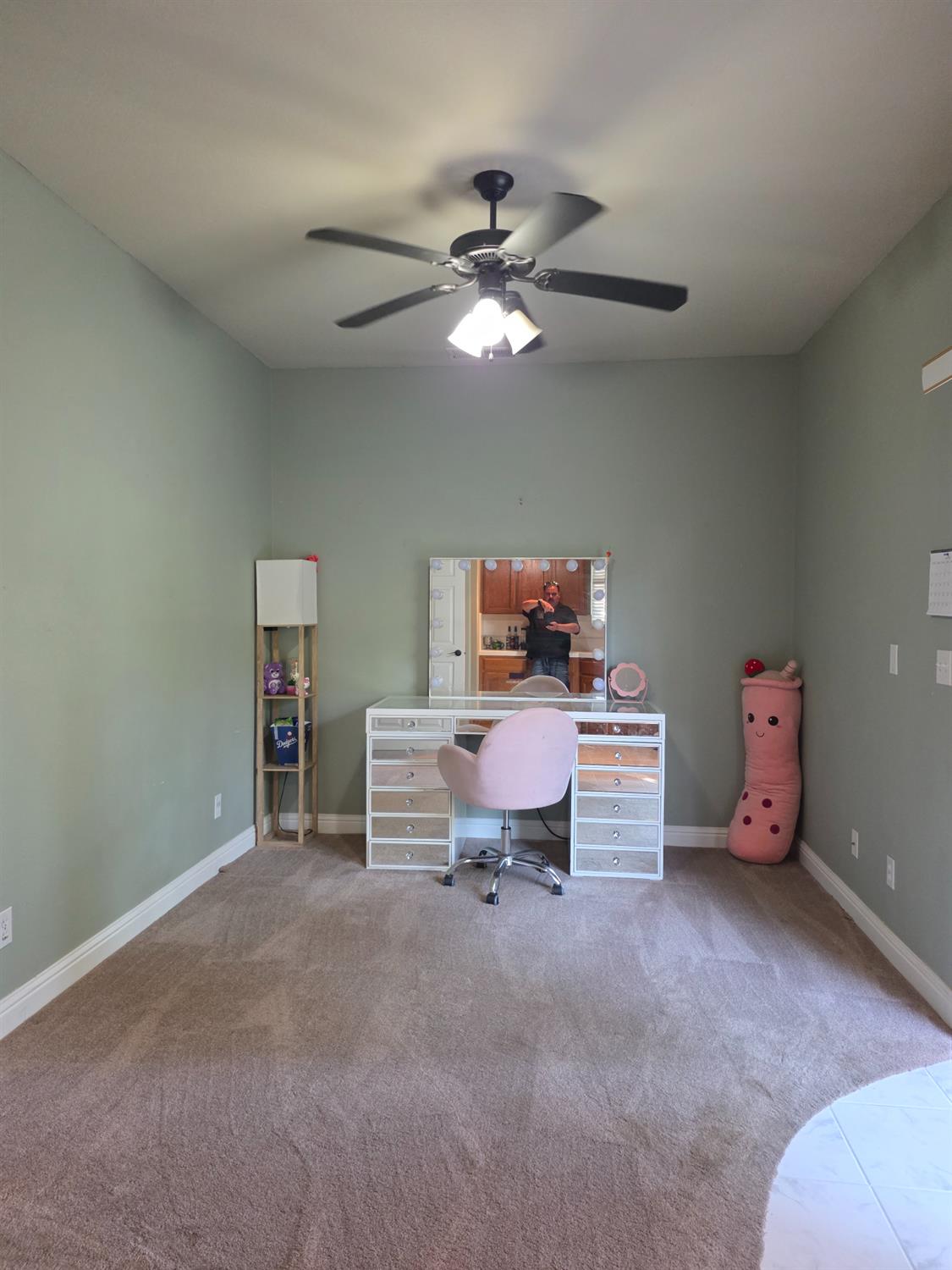 4950 W Minarets Ave, Fresno, CA 93722