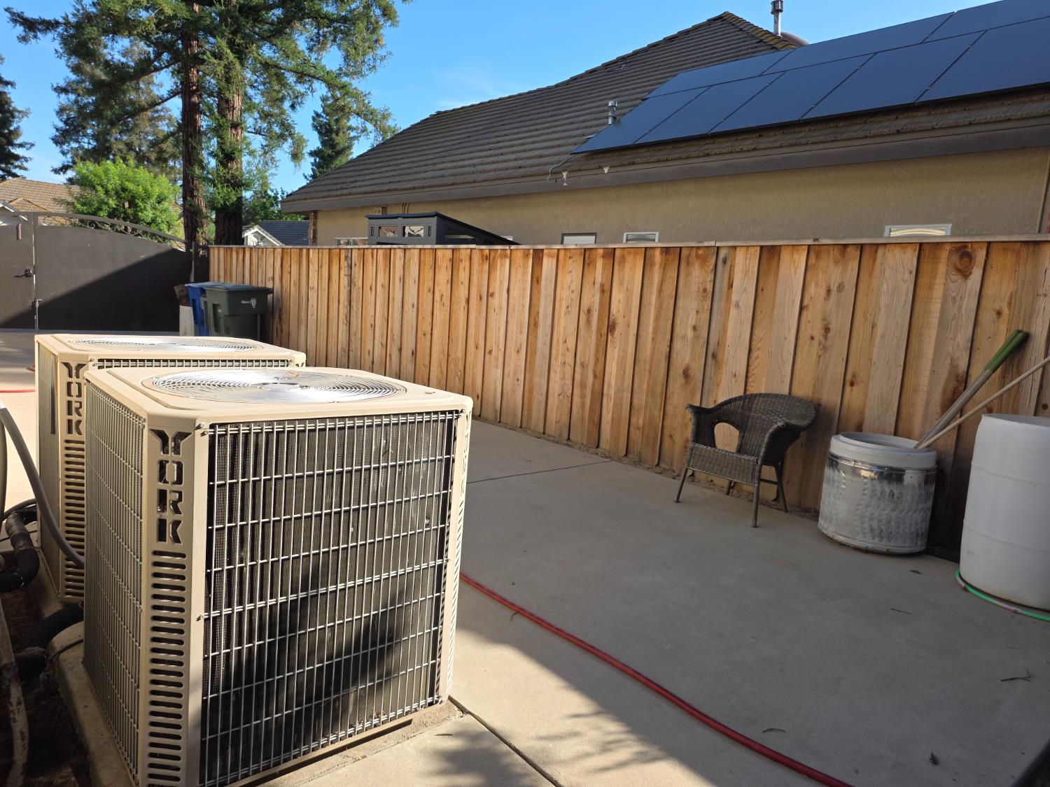 4950 W Minarets Ave, Fresno, CA 93722