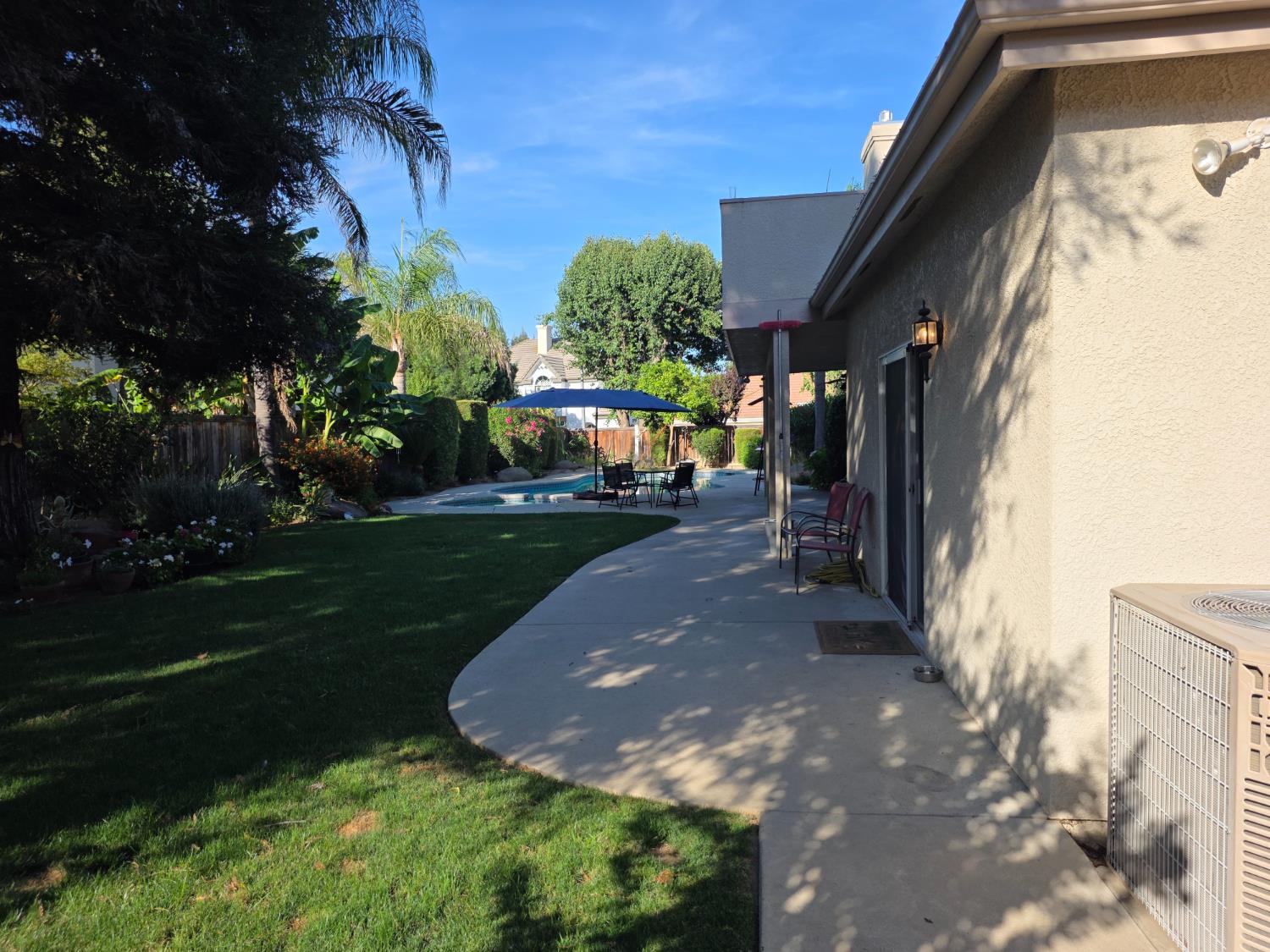 4950 W Minarets Ave, Fresno, CA 93722