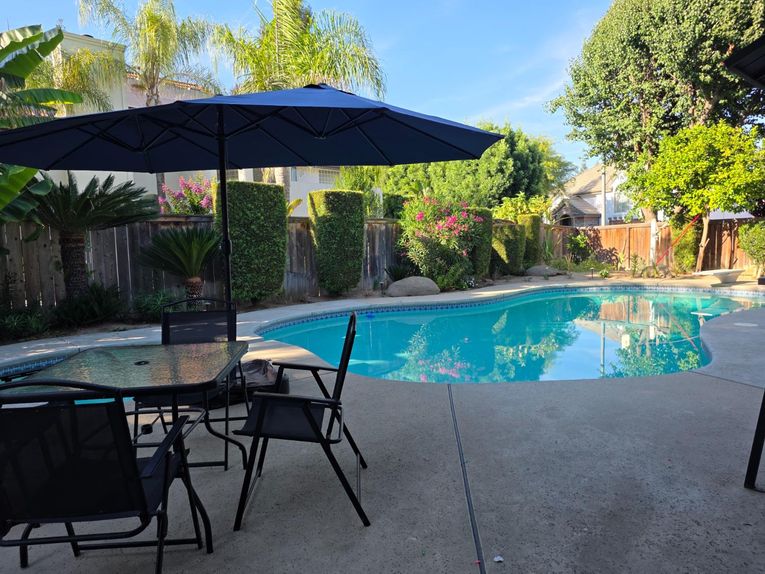 4950 W Minarets Ave, Fresno, CA 93722