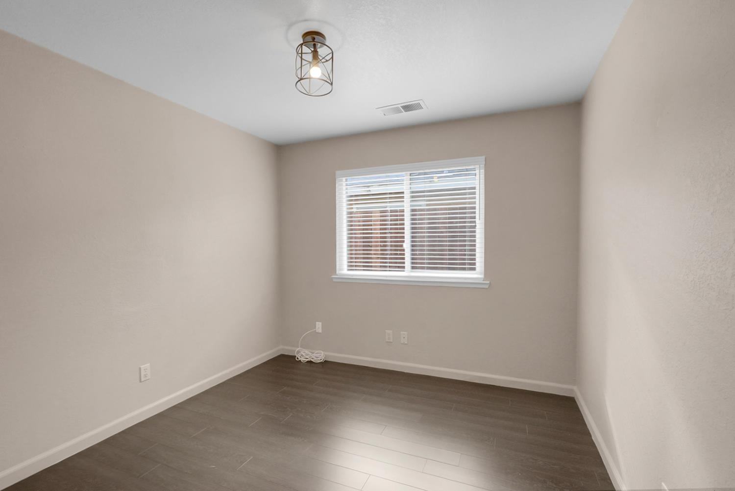 406 Jefferson St, Chowchilla, CA 93610