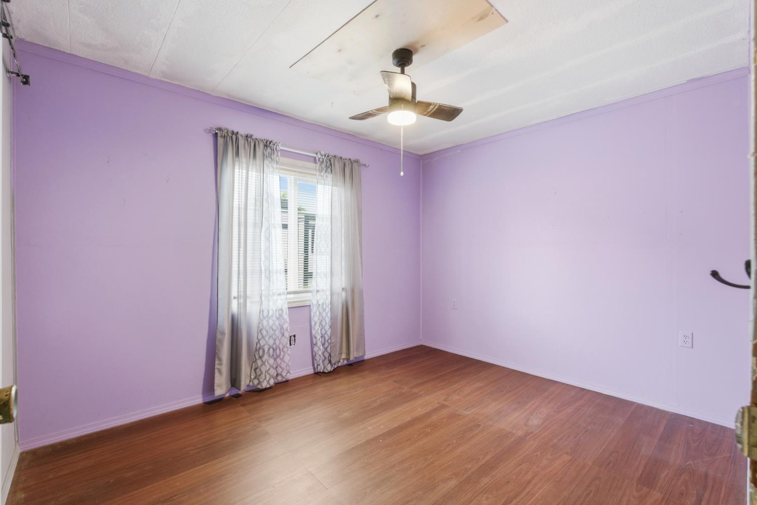 12846 NW Lacey Blvd #45, Hanford, CA 93230