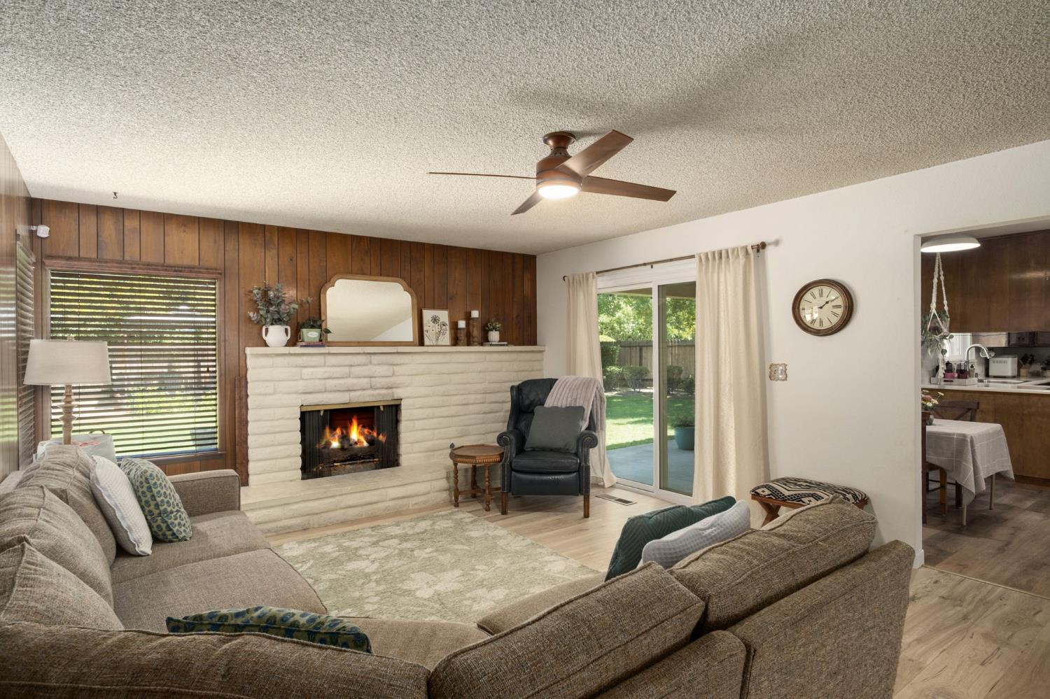 5492 N Ferger, Fresno, CA 93704