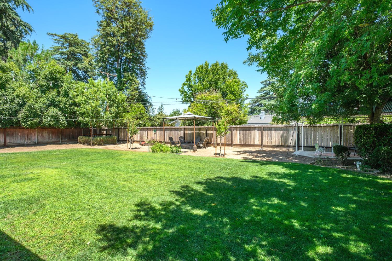 5492 N Ferger, Fresno, CA 93704
