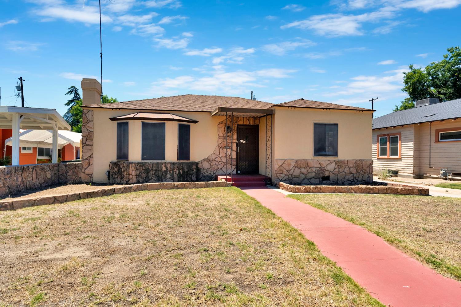 1519 N Wilson Ave, Fresno, CA 93728