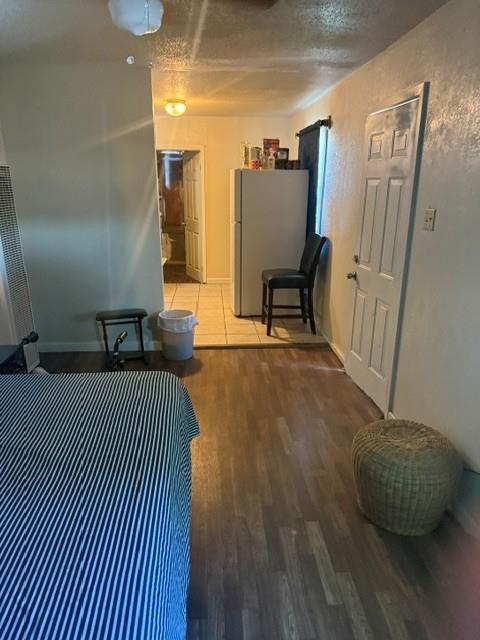 561 S I St, Tulare, CA 93274