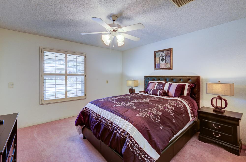 5612 Columbia Dr N, Fresno, CA 93727