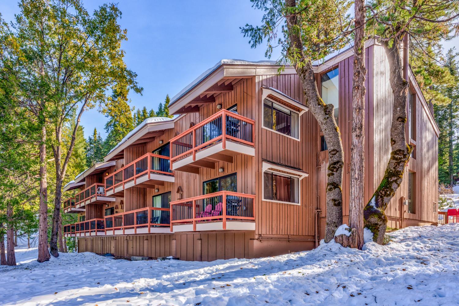 7540 Henness Cir #B206, Yosemite West, CA 95389