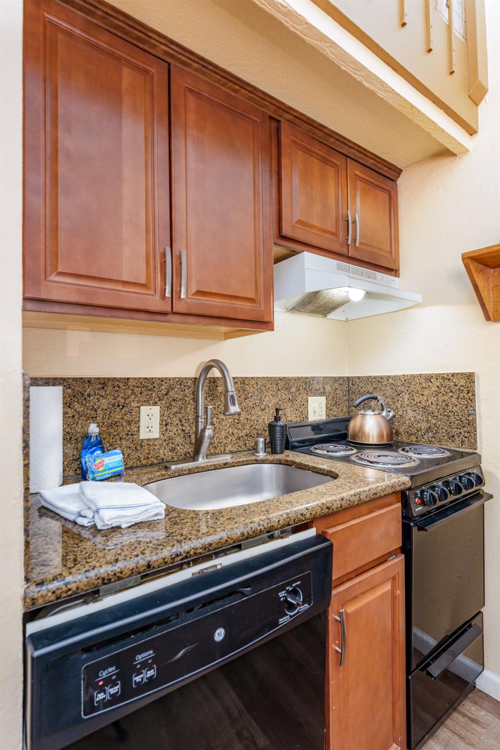 7540 Henness Cir #B206, Yosemite West, CA 95389