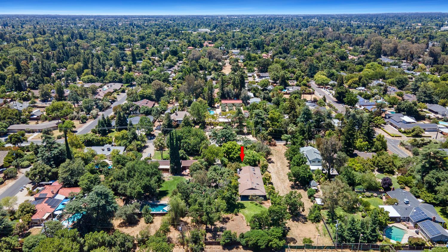 4550 N College Ave, Fresno, CA 93704
